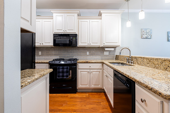 12401 Kanis Road - Rental 010