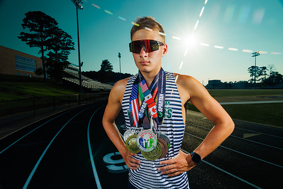 Owen_Sanders_Senior_Sports_Portraits_2024-20