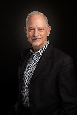 Focus 501 Headshot Examples8