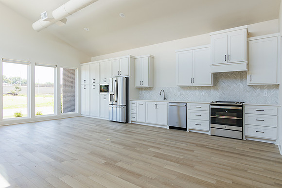 808_N_Poplar_NLR-5