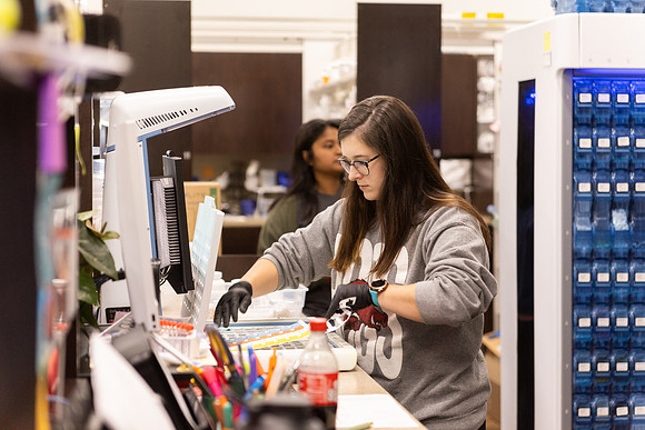 ThePharmacyAtWellington_Workflow_Images-21