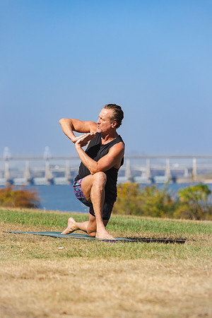 Steve_Yoga-15