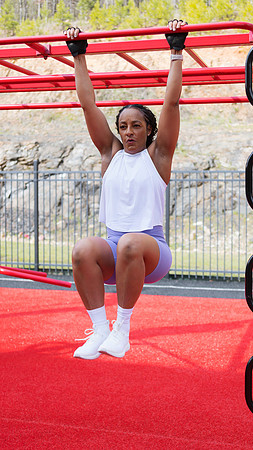 KimLevFit_Session1_16x9_Stories-22