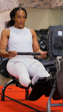 KimLevFit_Session1_16x9_Stories-27
