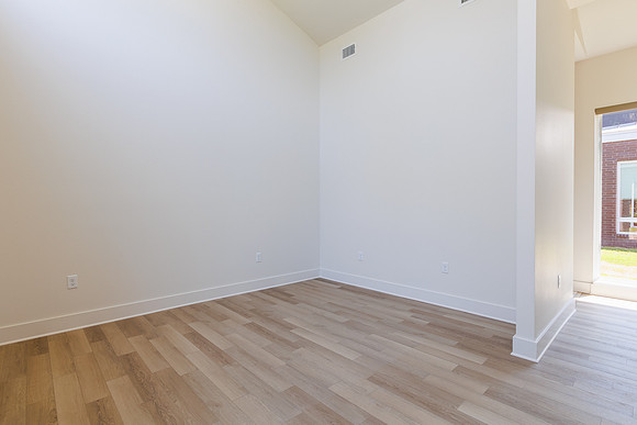 808_N_Poplar_NLR-22