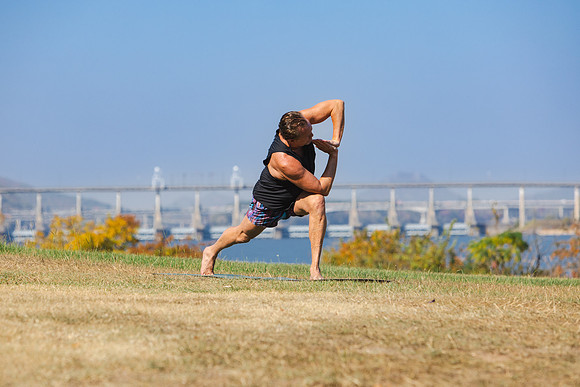 Steve_Yoga-10