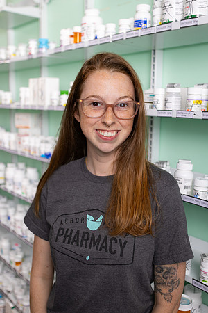 AchorFamilyPharmacy_Headshots+Group-7