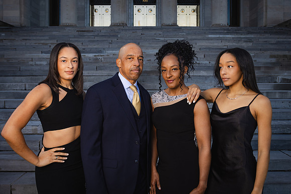 LeverettFamily_Capitol-2