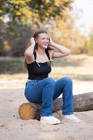 Rachel_Hoff_Senior_Portraits-17