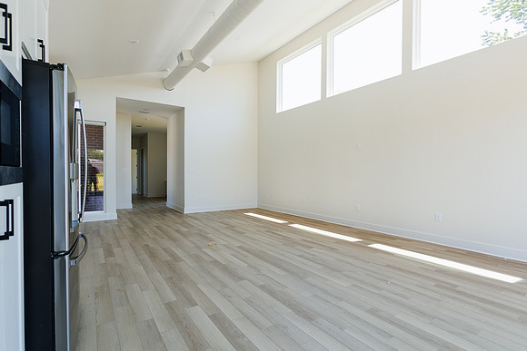 808_N_Poplar_NLR-8
