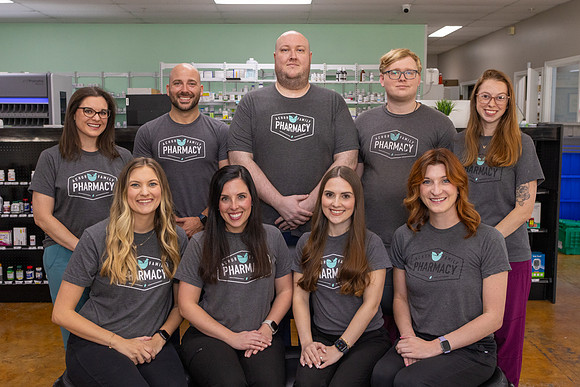 AchorFamilyPharmacy_Headshots+Group-4