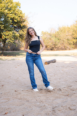 Rachel_Hoff_Senior_Portraits-28